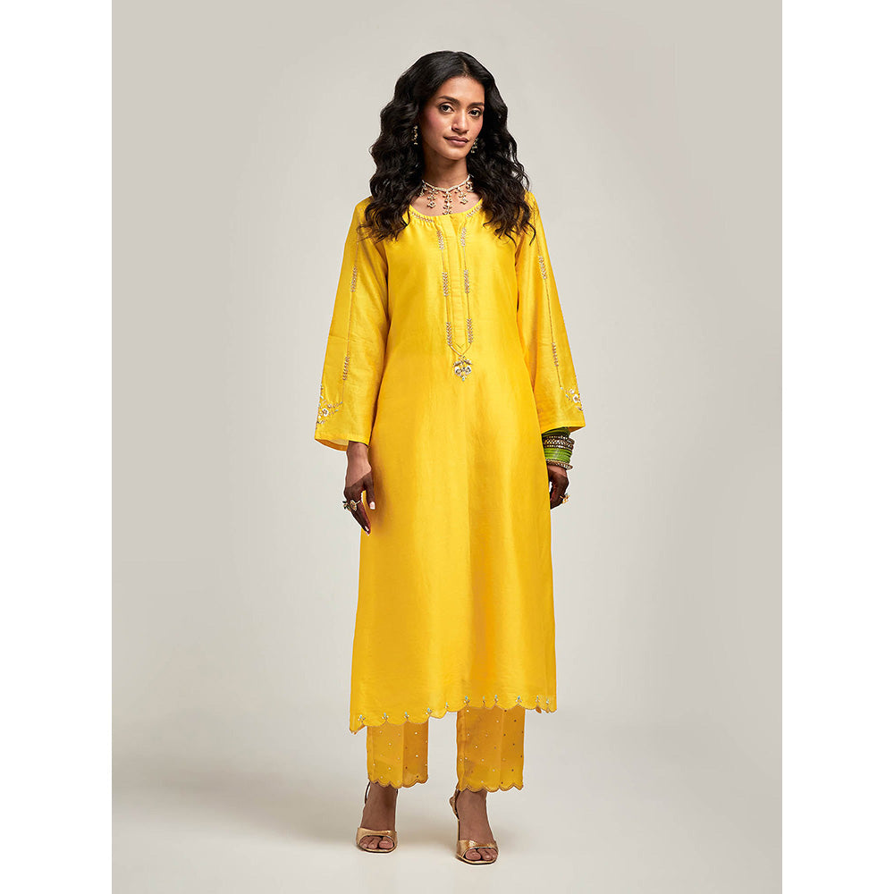 Anantaa by Roohi Trehan Embroidered Scalloped Hem Kurta with Pant - Yellow