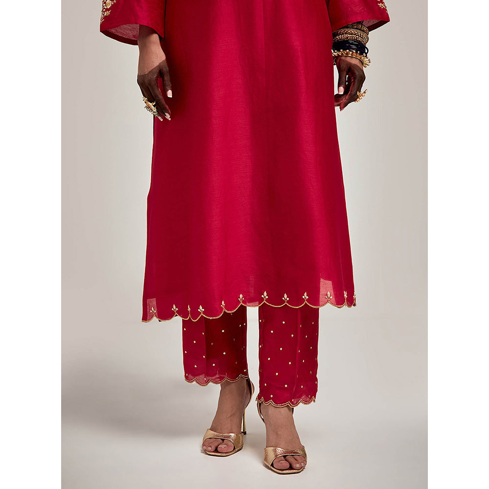 Anantaa by Roohi Trehan Embroidered Scalloped Hem Kurta with Pant - Maroon