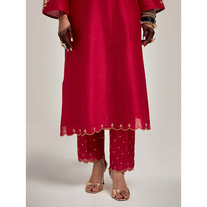 Anantaa by Roohi Trehan Embroidered Scalloped Hem Kurta with Pant - Maroon