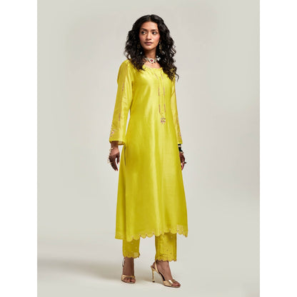 Anantaa by Roohi Trehan Embroidered Scalloped Hem Kurta with Pant - Green