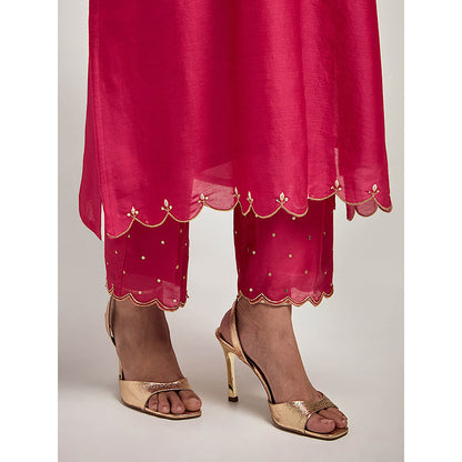 Anantaa by Roohi Trehan Embroidered Scalloped Hem Kurta with Pant - Magenta