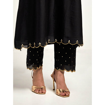 Anantaa by Roohi Trehan Embroidered Scalloped Hem Kurta with Pant - Black