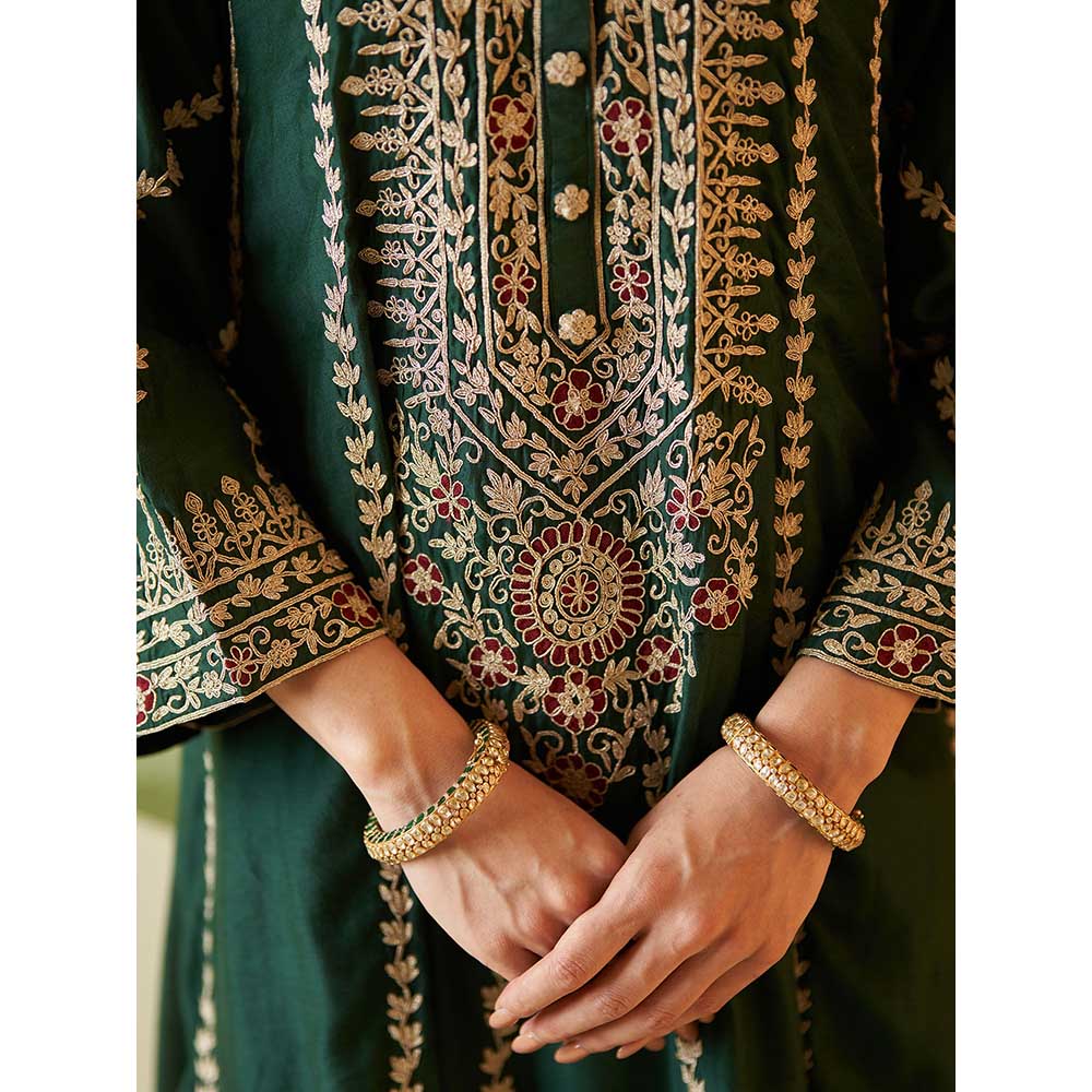 ANGAD SINGH Green Chanderi Silk Kurta with Pant & Dupatta (Set of 3)