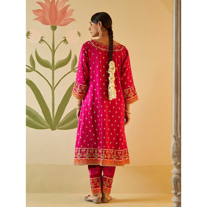 ANGAD SINGH Rani Satin Kurta with Pant & Dupatta (Set of 3)