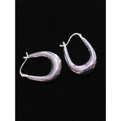 ANUSHKA JAIN JEWELLERY Long Baali Hoops