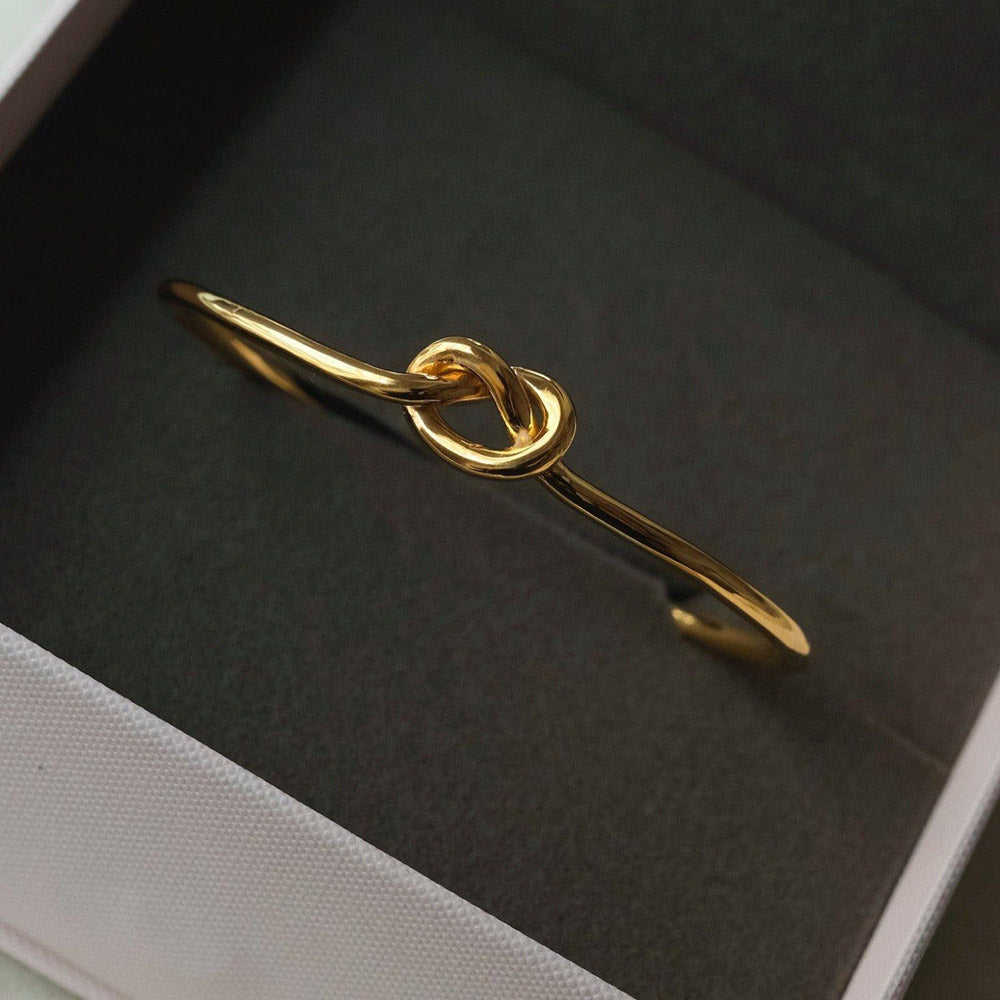 ANUSHKA JAIN JEWELLERY Knot Cuff