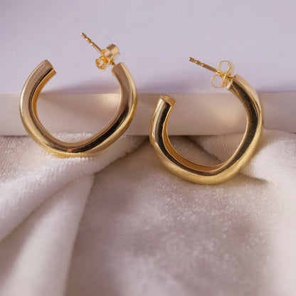 ANUSHKA JAIN JEWELLERY Marshal Hoops