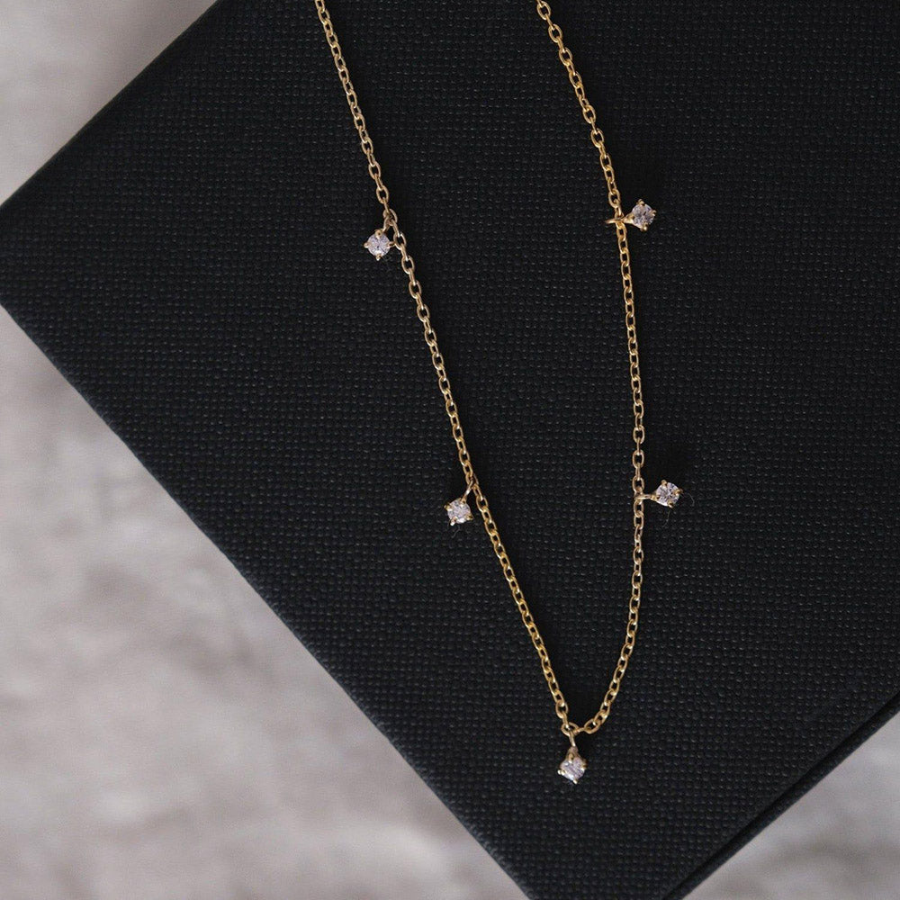 ANUSHKA JAIN JEWELLERY Drop Diamond Necklace