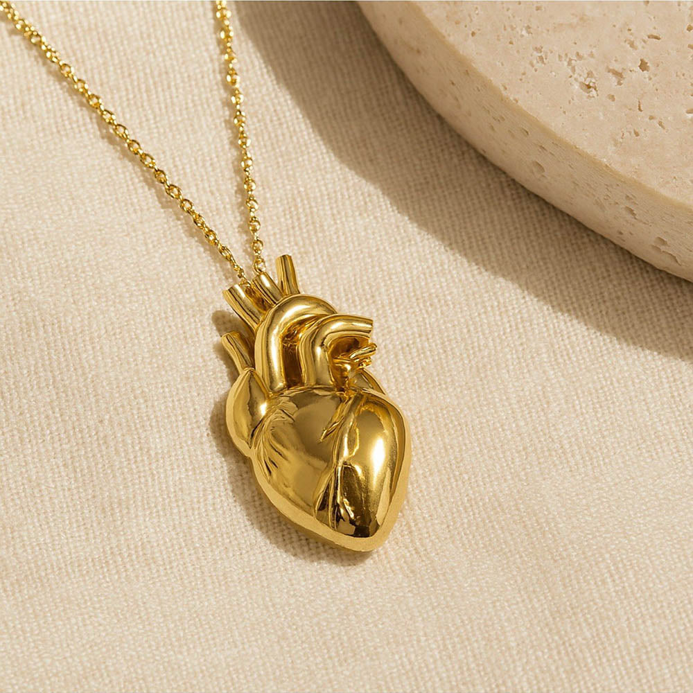 ANUSHKA JAIN JEWELLERY Sakshi's We Heart It Necklace