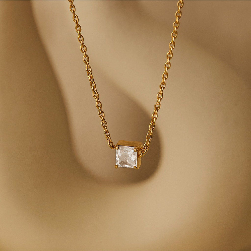 ANUSHKA JAIN JEWELLERY Square Diamond Necklace