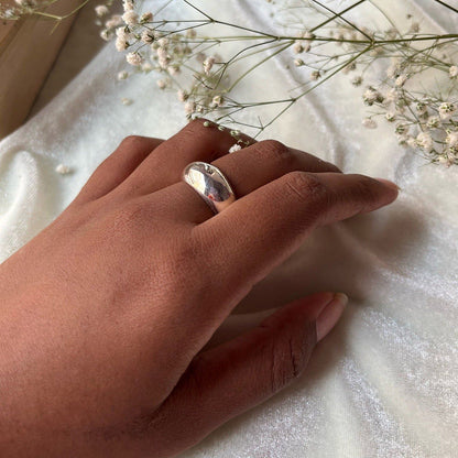 ANUSHKA JAIN JEWELLERY Mound Ring
