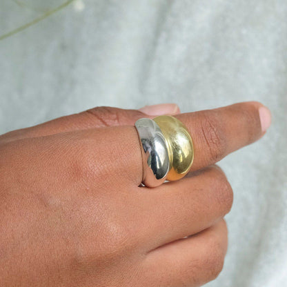 ANUSHKA JAIN JEWELLERY Mound Ring