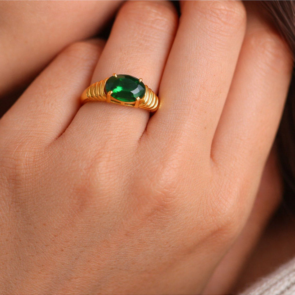 ANUSHKA JAIN JEWELLERY Forest Green Ring