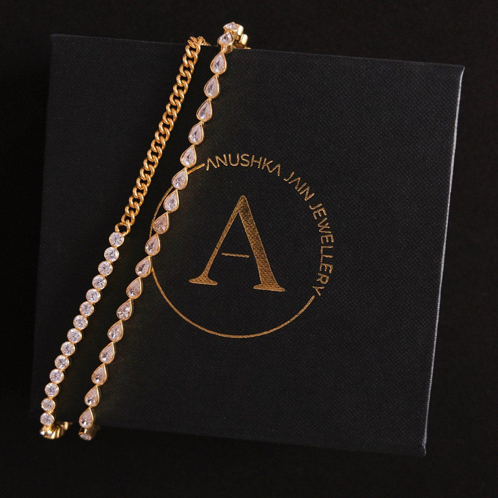 ANUSHKA JAIN JEWELLERY Pear Tennis Bracelet