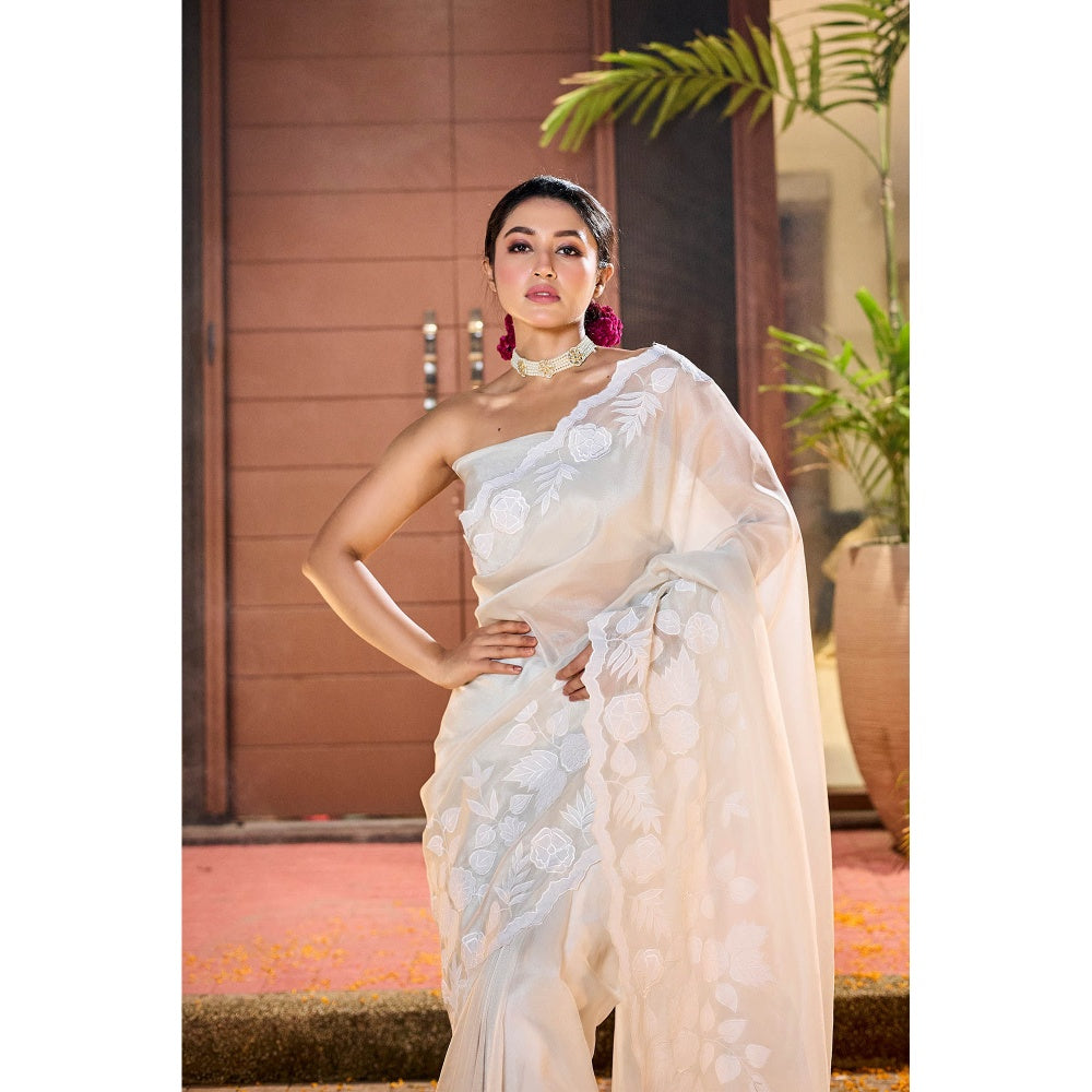 Aparnaa White Tissue Applique Saree with Unstitched Blouse
