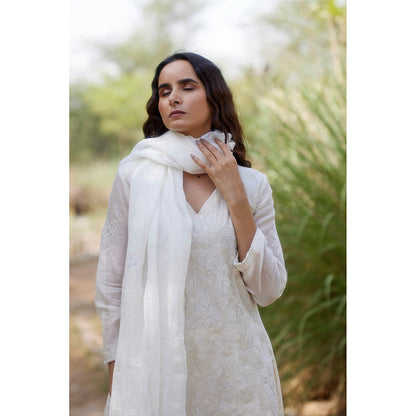 Apeksha Jain Label Ivory Kurta with Pant and Dupatta (Set of 3)
