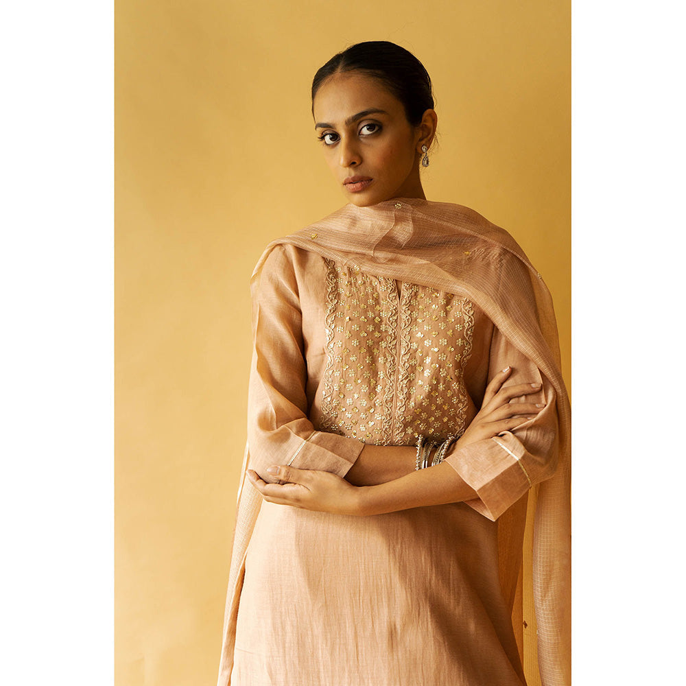 Apeksha Jain Label Peach Kurta with Pant and Dupatta (Set of 3)