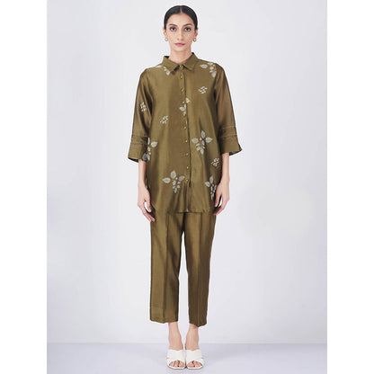 ARCVSH by Pallavi Singh Olive Leaf Shirt with Pants & Slip (Set of 3)