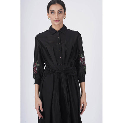 ARCVSH by Pallavi Singh Multi Rose Tie-Up Black Dress with Slip (Set of 2)