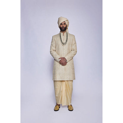 Arjun Kilachand Hand Embroidered Sherwani (Set of 2)