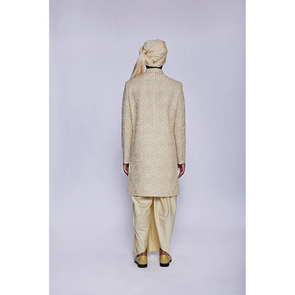 Arjun Kilachand Hand Embroidered Sherwani (Set of 2)