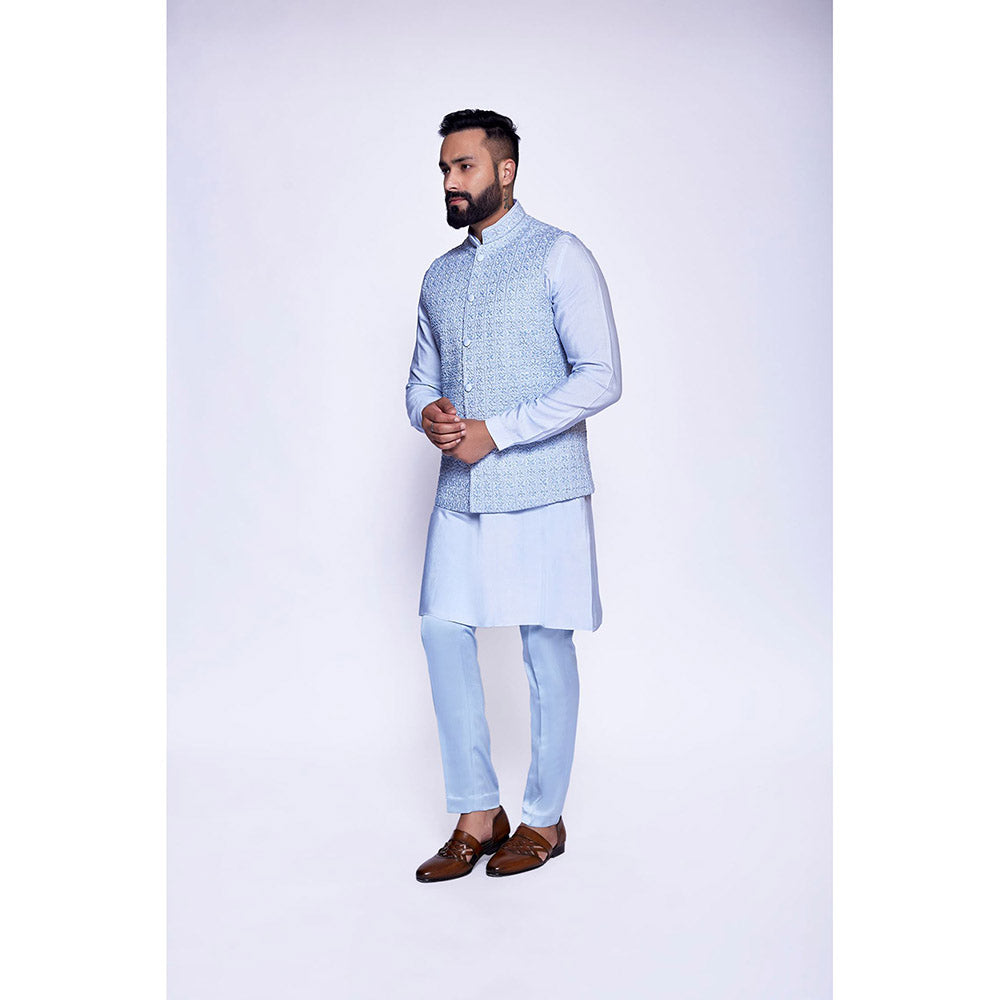 Arjun Kilachand Embroidered Bundi (Set of 3)