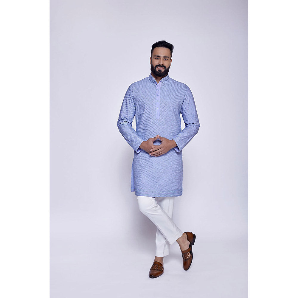 Arjun Kilachand Embroidered Kurta