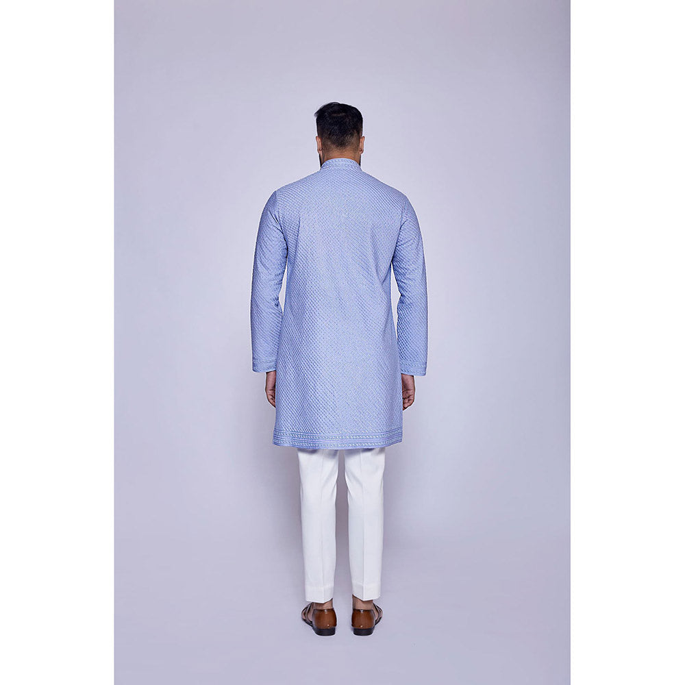 Arjun Kilachand Embroidered Kurta