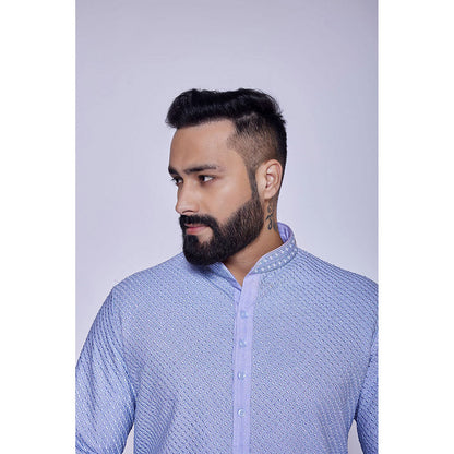 Arjun Kilachand Embroidered Kurta
