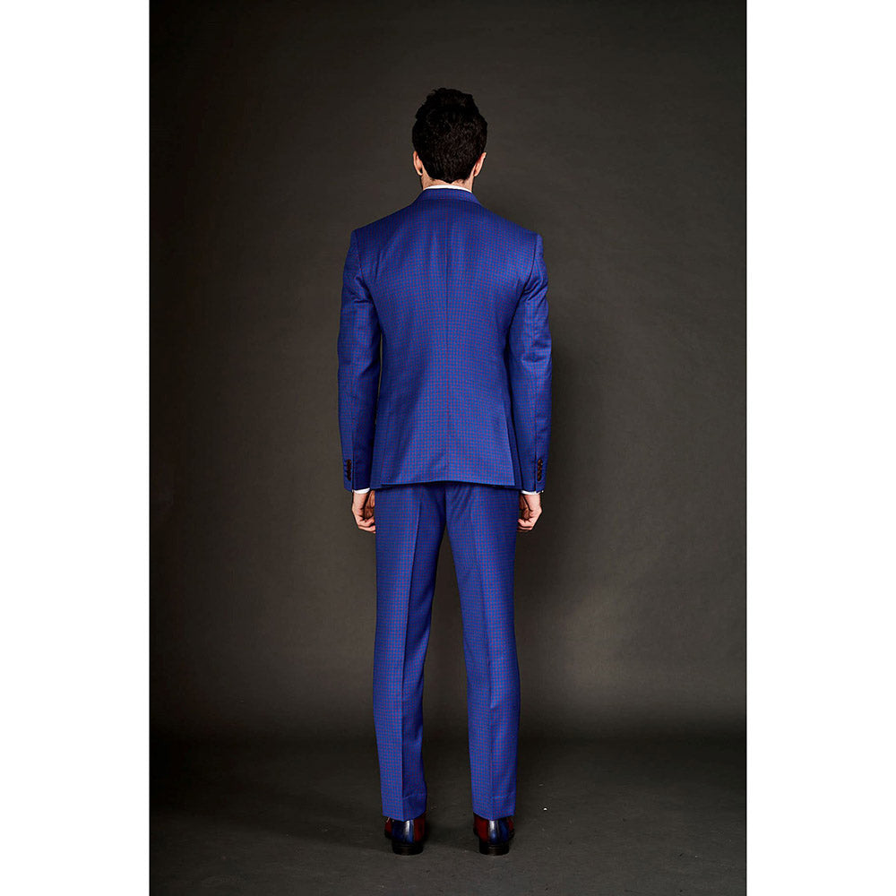 Arjun Kilachand Checks Suit (Set of 2)