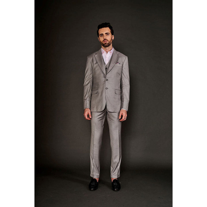 Arjun Kilachand Classic Suit (Set of 3)
