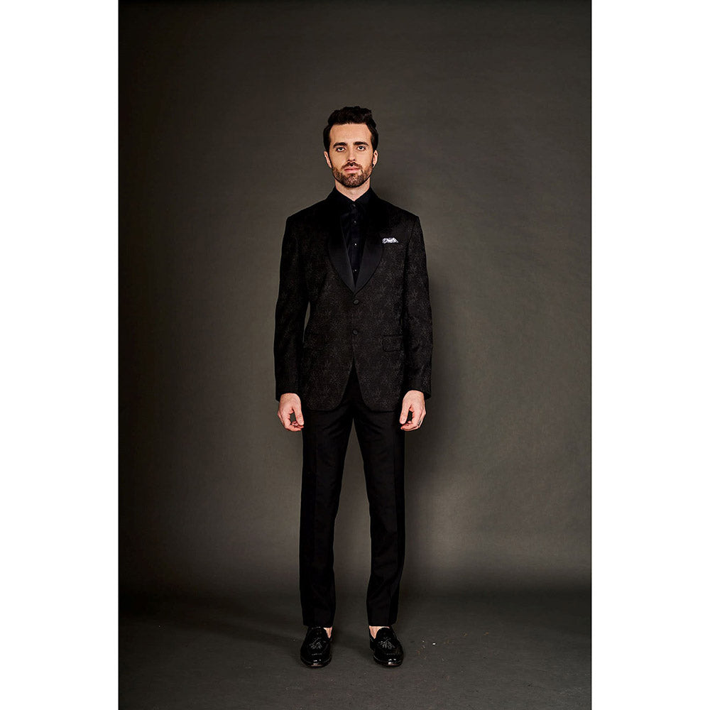 Arjun Kilachand Butterfly Lapel Suit (Set of 2)