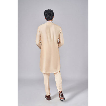 Arjun Kilachand Printed Flap Kurta With Tie Up (Set of 2)