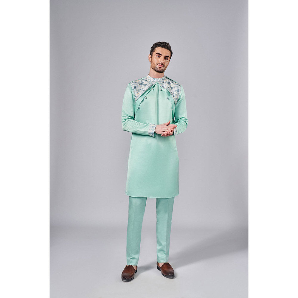 Arjun Kilachand Printed Shoulder Flap Kurta (Set of 2)