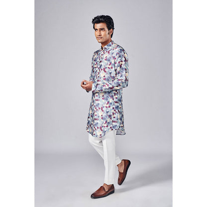 Arjun Kilachand All Over Printed Kurta (Set of 2)