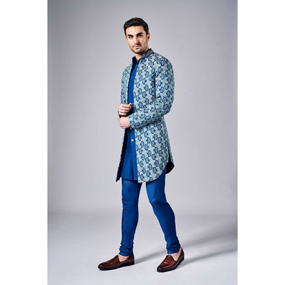 Arjun Kilachand Embroidered Open Sherwani (Set of 2)