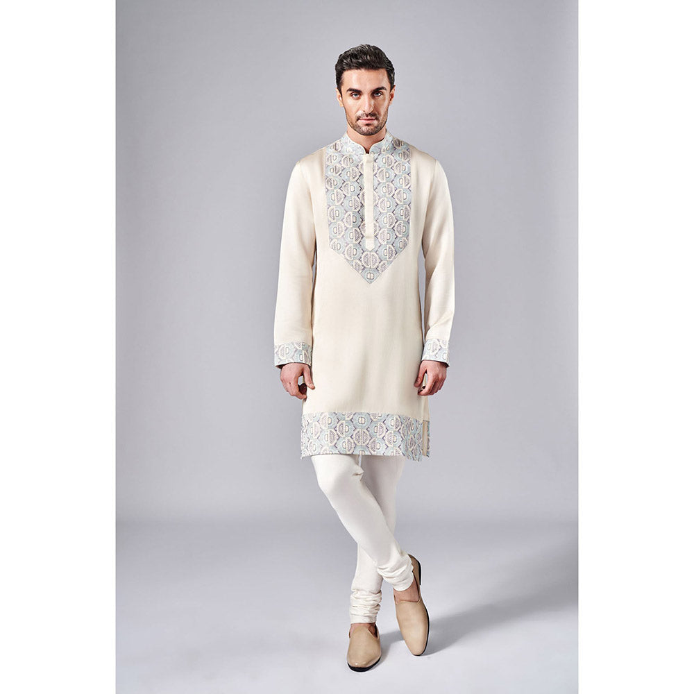 Arjun Kilachand Embroidered Kurta (Set of 2)