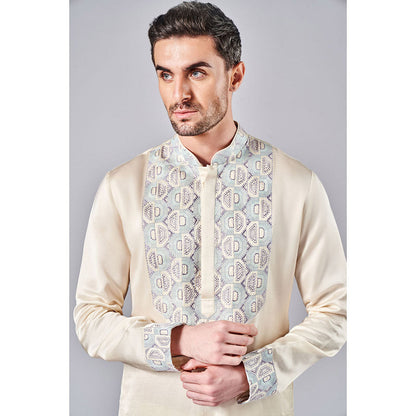 Arjun Kilachand Embroidered Kurta (Set of 2)