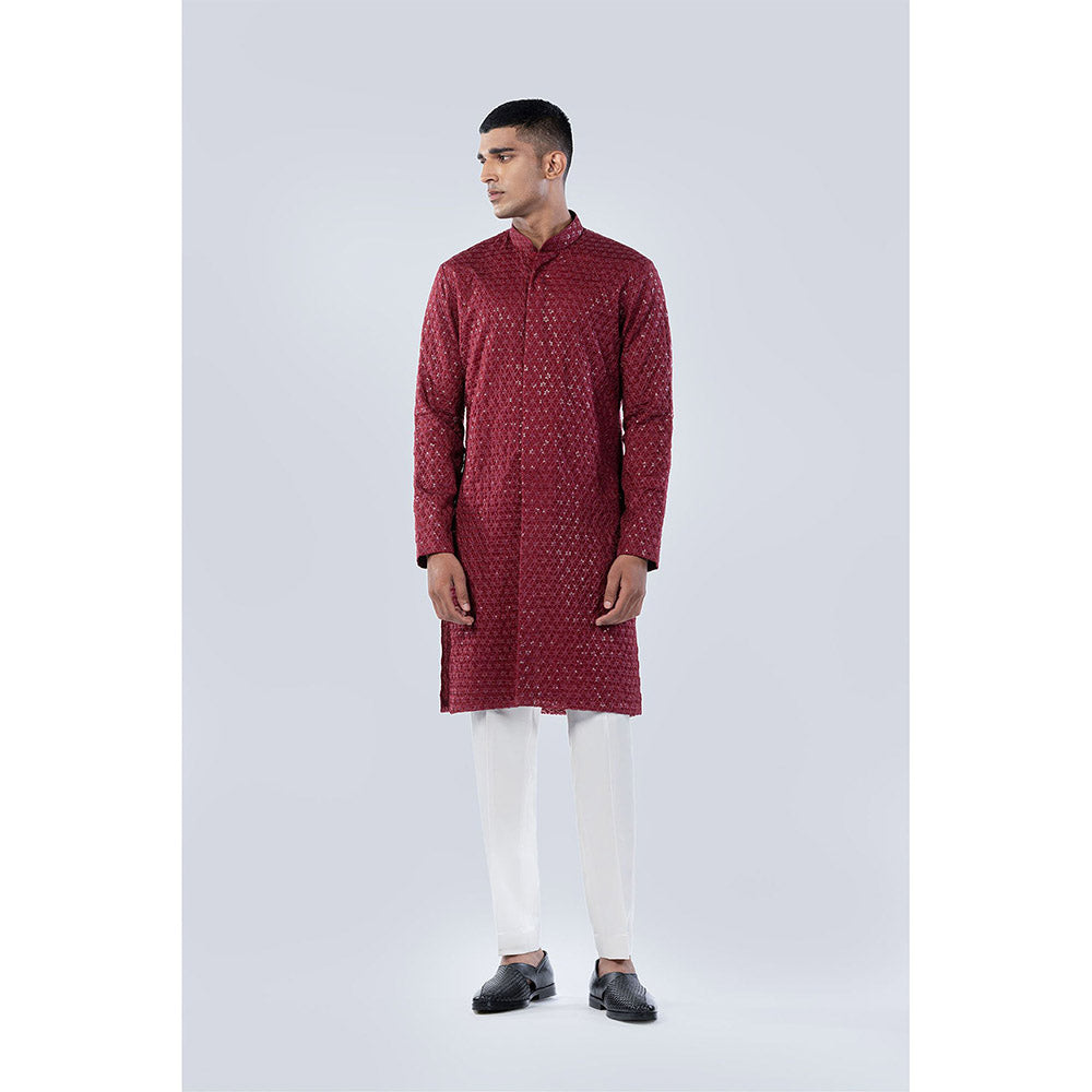 Arjun Kilachand Thread Work Kurta