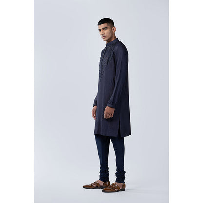 Arjun Kilachand Navy Blue French Knot Embroidered Kurta