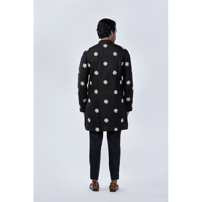 Arjun Kilachand Fractal Motif Kurta