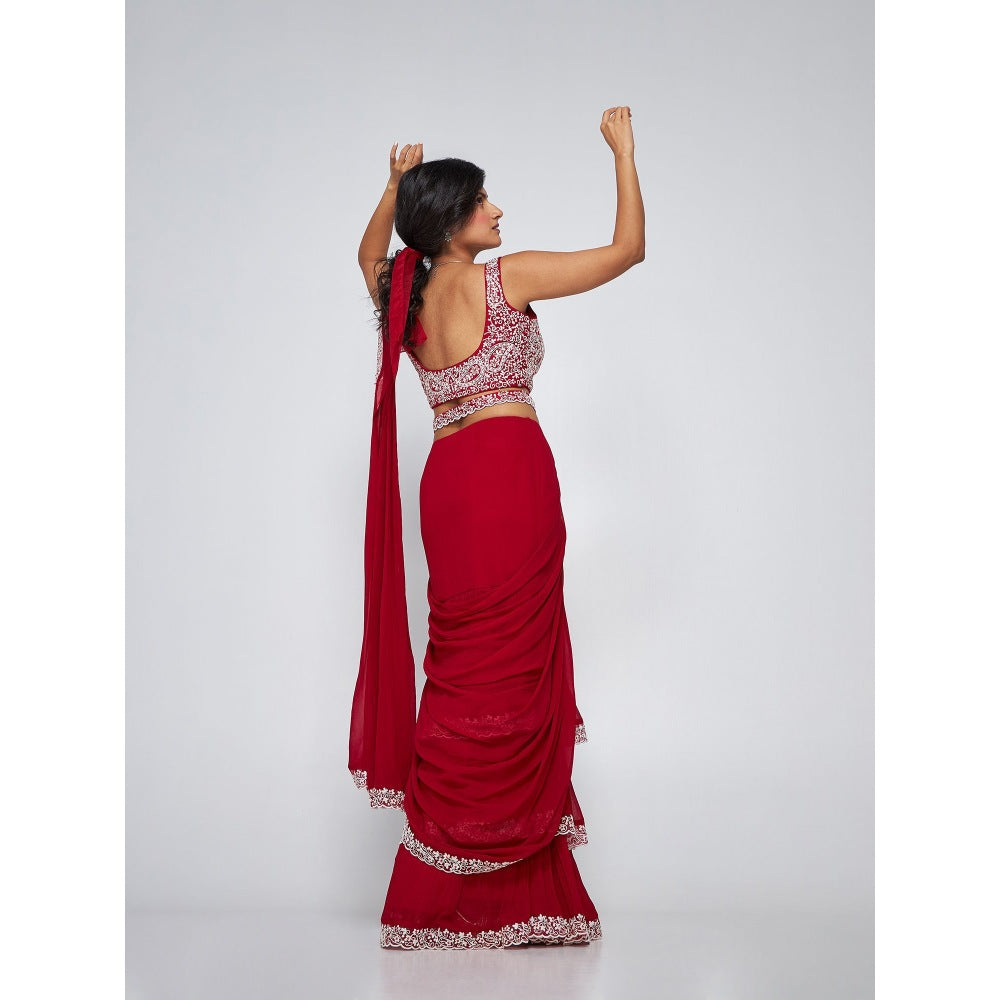 Asaga Keva Maroon Per-Drape Saree with Embroidered Stitched Blouse and Belt (Set of 3)