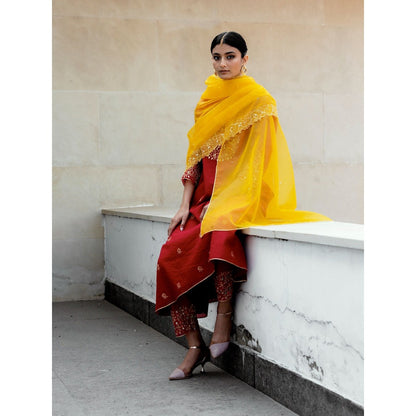 Asaga Red Embroidered Kurta with Pants and Organza Dupatta (Set of 3)