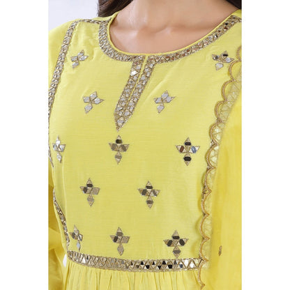 Asaga Naaz Lemon Embroidered Kurta with Pants and Organza Dupatta (Set of 3)