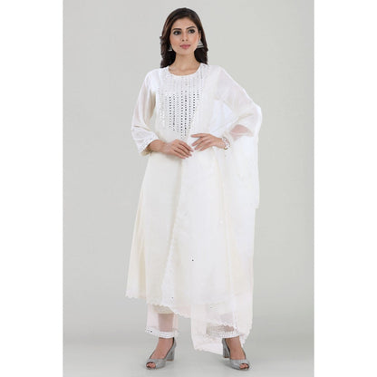 Asaga Jhanjhar Off White Embroidered Chanderi Kurta with Pants and Organza Dupatta (Set of 3)