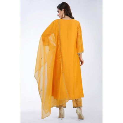 Asaga Kanak Orange Embroidered Chanderi Kurta with Pants and Organza Dupatta (Set of 3)