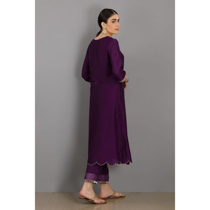 Asaga Talha Purple Embroidered Chanderi Kurta with Pants and Organza Dupatta (Set of 3)