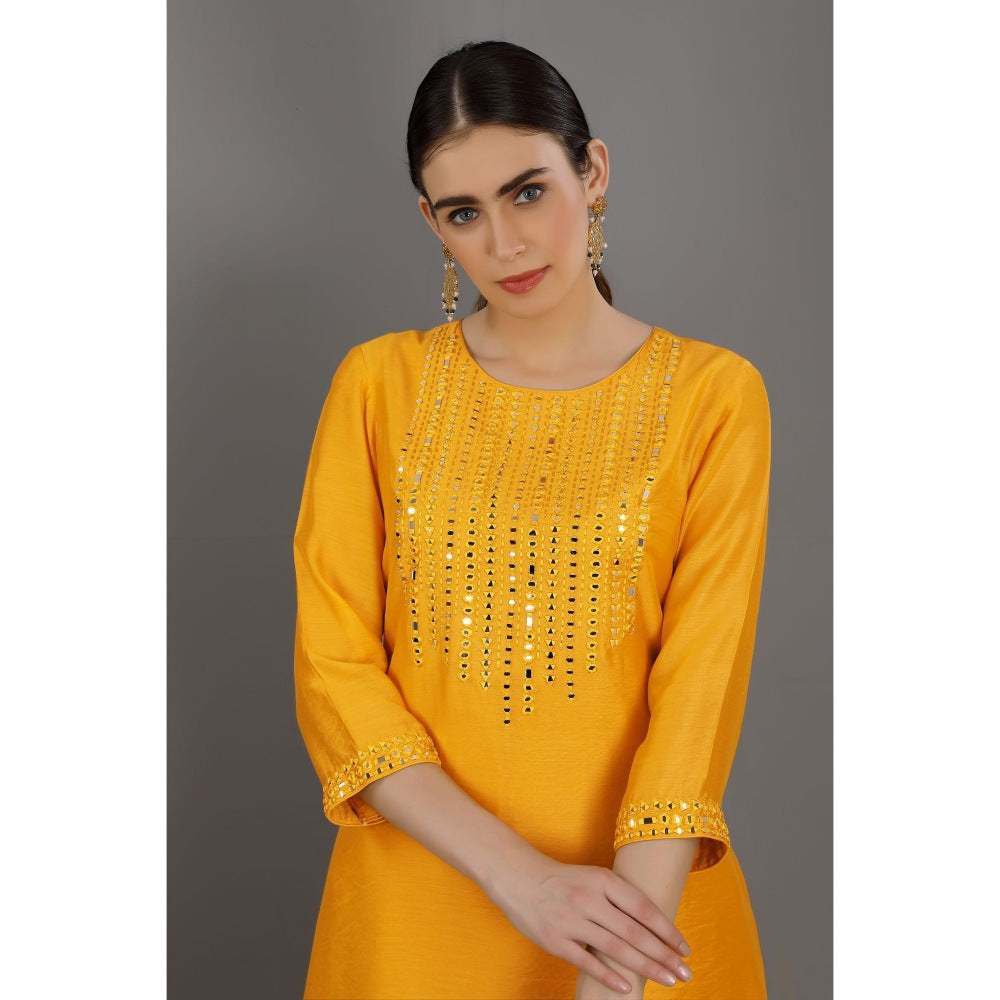 Asaga Yahya Mustard Embroidered Chanderi Silk Kurta with Pants and Organza Dupatta (Set of 3)