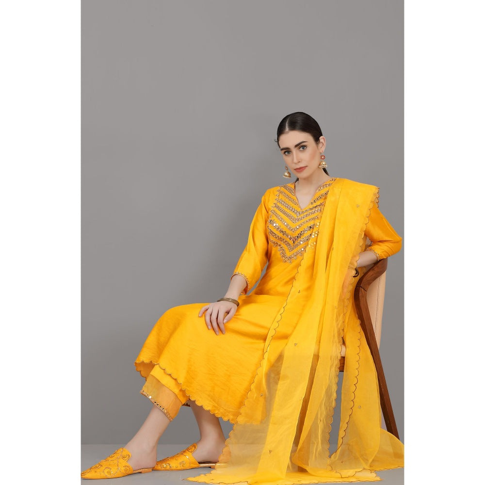 Asaga Asma Mustard Embroidered Chanderi Silk Kurta with Pants and Organza Dupatta (Set of 3)