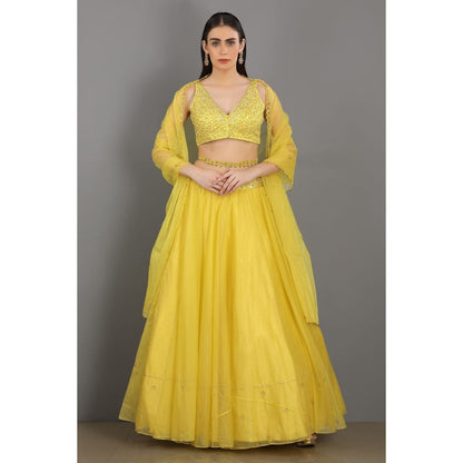 Asaga Lemon Embroidered Stitched Blouse-Lehenga with Organza Dupatta and Belt (Set of 4)